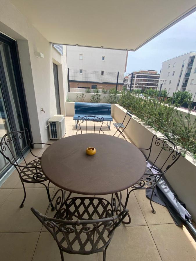 Appartement Type 2 Neuf +Grande Terrasse Le Lavandou Dış mekan fotoğraf